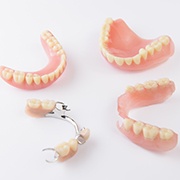 Types of full and partial dentures