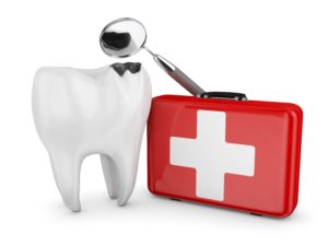 CGI of injured tooth next to dental mirror and a red emergency kit